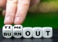 O impacto do burnout na rotina de jovens estrelas