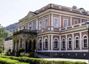 Roteiro imperial: um guia para visitar os palácios da monarquia no RJ