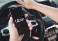 Uber em aeroportos pelo mundo: dicas para usar o app com economia