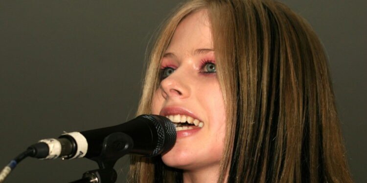 Rumores de que Avril Lavigne pode aparecer no The Town 2025 Brasil!