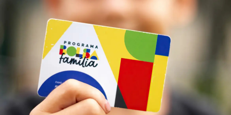 Bolsa Família antecipa pagamentos, veja novas datas