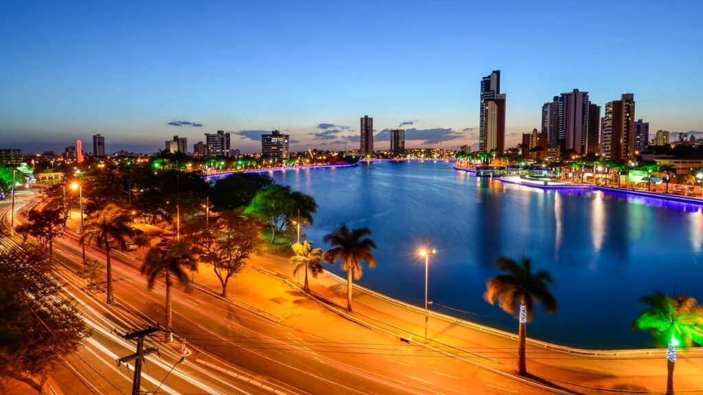 Conheça a cidade com a maior festa junina do Brasil!