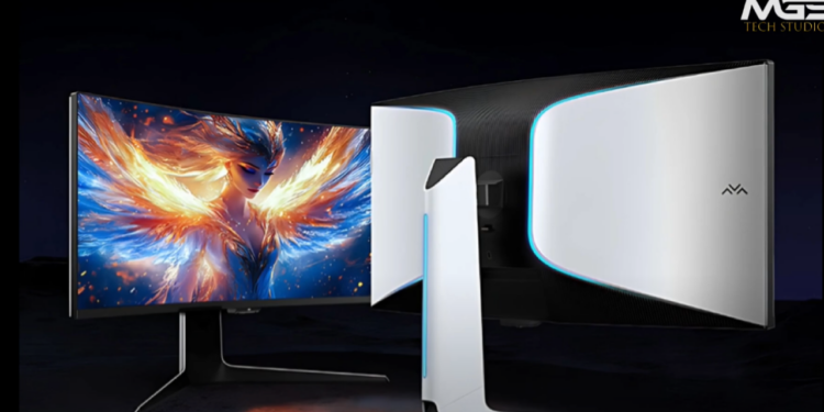 TCL Thunderbird Q8 // Reprodução: Youtube MGS Tech Studio