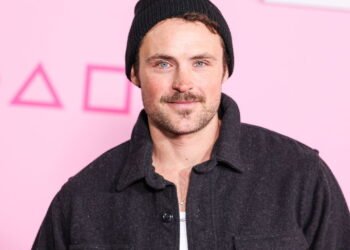 Do esporte ao entretenimento a trajetória e a fortuna de Dylan Efron