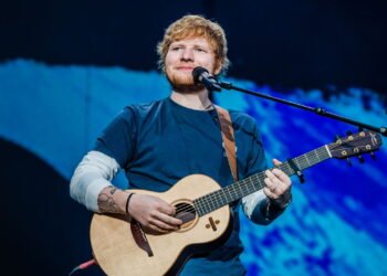 Descubra o tamanho da fortuna de Ed Sheeran