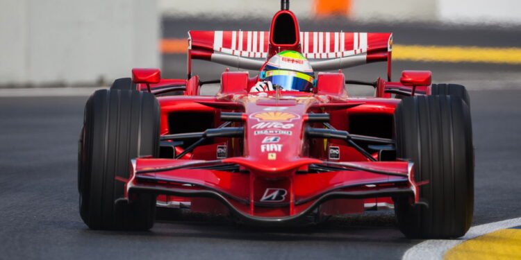 Pilotos da Fórmula 1 perdem até 4kg por corrida, entenda o motivo