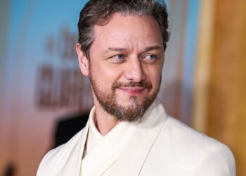 Ator famoso britânico revela seu império construído ao longo da carreira