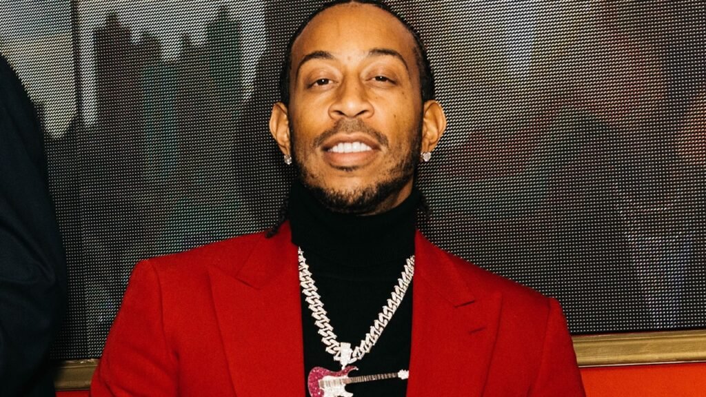 O rapper milionário que participou da franquia Velozes e Furiosos!