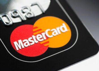 Número do cartão de crédito e senha estão com os dias contados, entenda