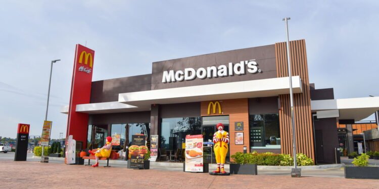 McDonald's surpreende com volta de lanche muito aguardado