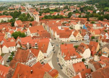 Essa cidade foi construída em cima de uma cratera de meteoro