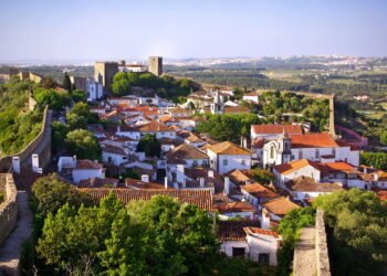 Essa cidade fica dentro de uma muralha