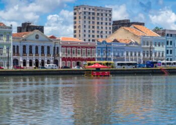 Cidade conhecida como "Veneza Brasileira", mas com clima perfeito