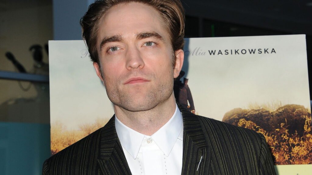 Robert Pattinson dá detalhes sobre as gravações de 'Batman 2'