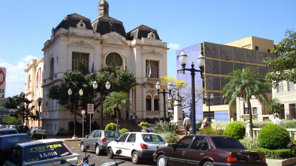 Cidade do interior paulista com qualidade de vida e educação de ponta