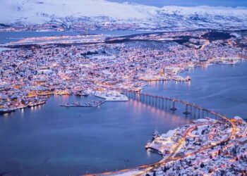 Conheça a cidade em que o sol nunca se põe