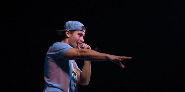 De artista independente a milionário a trajetória musical de Jake Miller