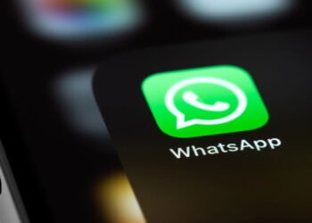 WhatsApp possui função para canhotos que você não conhecia