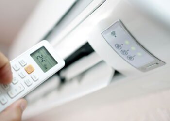 Quem coloca o ar condicionado nesta temperatura paga 25% a mais na conta