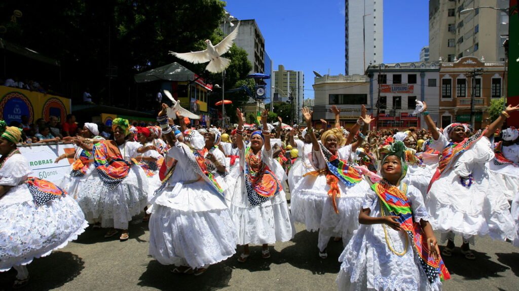 Dicas essenciais para curtir o carnaval sem perder a saúde!