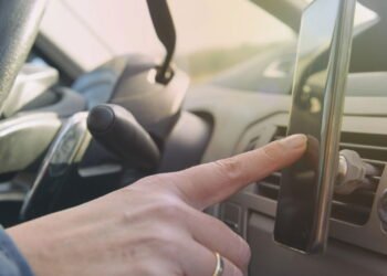 Como ter mais segurança em carros de aplicativo