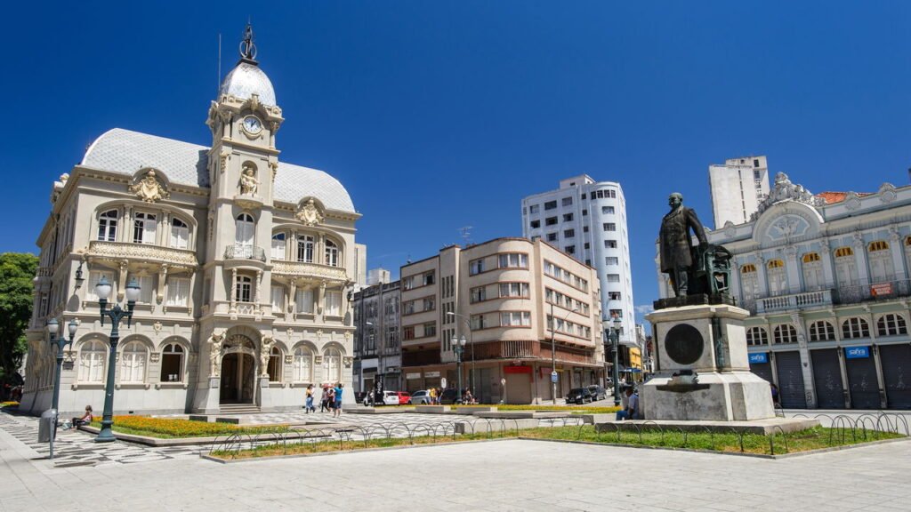 Centro antigo Curitiba Créditos: depositphotos.com / detanan