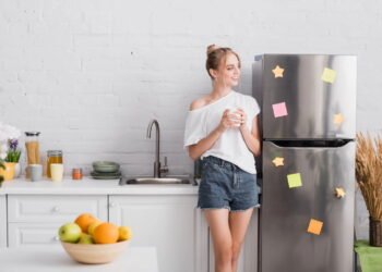 Economize! Quanto gasta uma geladeira ligada por 24 horas?