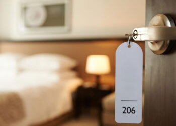 Comunicado de descontos em hotéis para todos os professores da educação básica