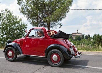 Velho xodó da Fiat está renascendo e custa menos de R$ 40 mil Fiat Topolino – Fonte: Divulgação/Fiat