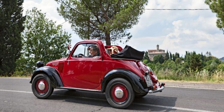 Velho xodó da Fiat está renascendo e custa menos de R$ 40 mil Fiat Topolino – Fonte: Divulgação/Fiat