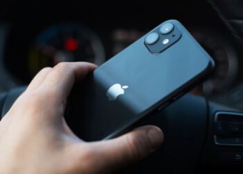 iPhone original ou réplica? Aprenda a verificar e evitar enganos