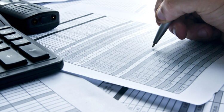 Receita Federal aumenta prazo para empresas enviarem o DCTFWeb