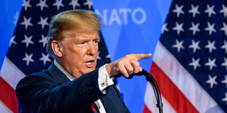 Bilionários interferem no futuro dos EUA com alianças estratégicas