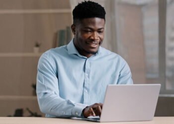 Como encontrar as melhores vagas 100% Home Office em 2025?