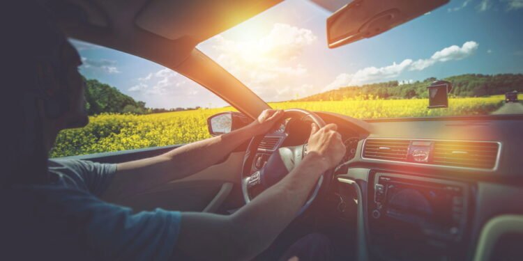 Vai pegar estrada? Esses são os melhores carros para estradas ruins