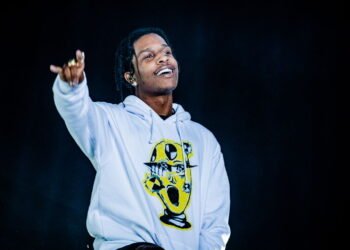 Saiba como ASAP Rocky construiu uma fortuna milionária na música