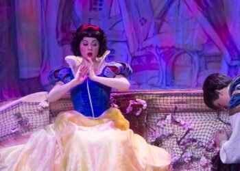 Conheça todas as adaptações já feitas no clássico Branca de Neve