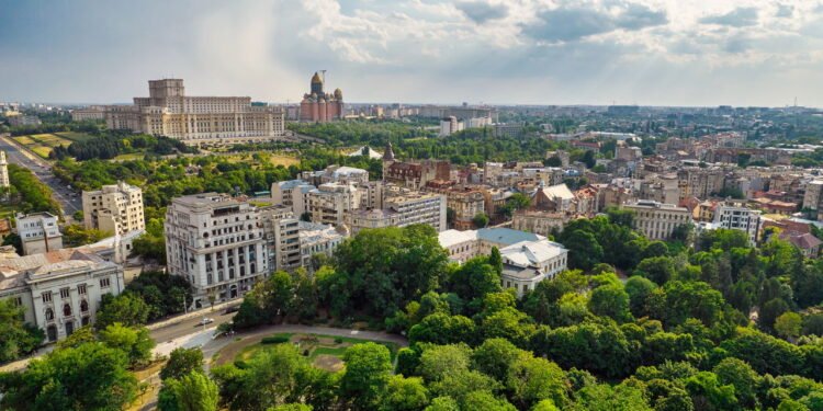 Conheça o destino europeu acessível para viajar sem gastar muito