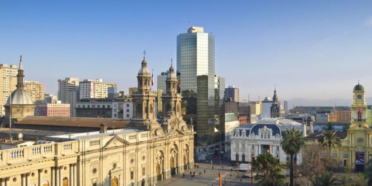 O correio nesta cidade é feito pela tirolesa, entenda