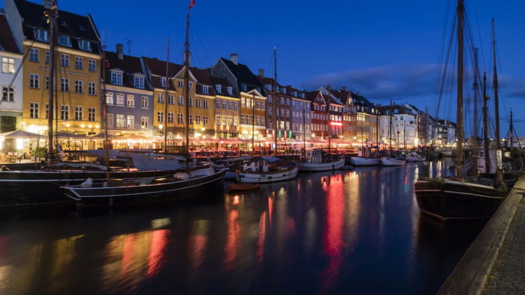 Conheça a cidade onde os moradores dividem tudo, até roupas
