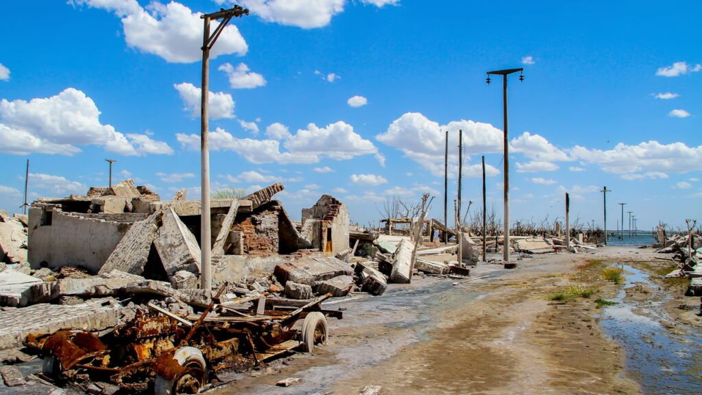 Conheça a cidade que ficou anos submersa