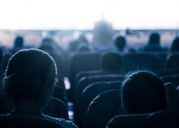 Além de Adolescência, conheça outras produções que retratam o bullying