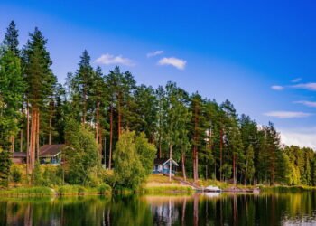 Brasil sobe no ranking mundial de felicidade dos países, veja lista