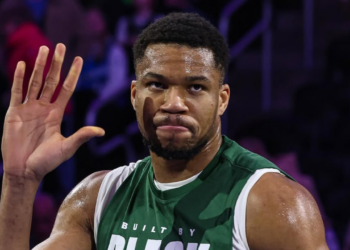 Giannis Antetokounmpo construiu um império financeiro com a NBA, veja números