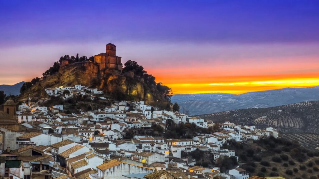 Conheça a cidade onde a população mora em cavernas até hoje
