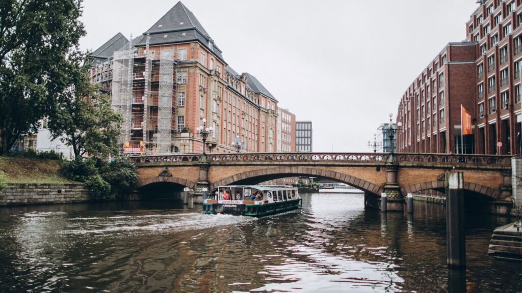 Conheça a cidade onde há mais pontes do que ruas