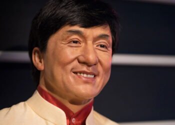 Essa é a surpreendente fortuna de Jackie Chan, ícone da infância na tv