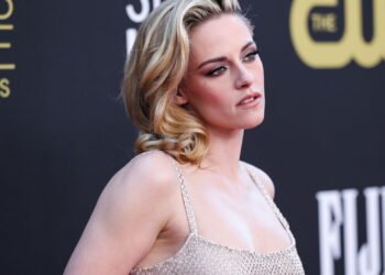 A fortuna de Kristen Stewart em 2025: quanto ela realmente ganhou?