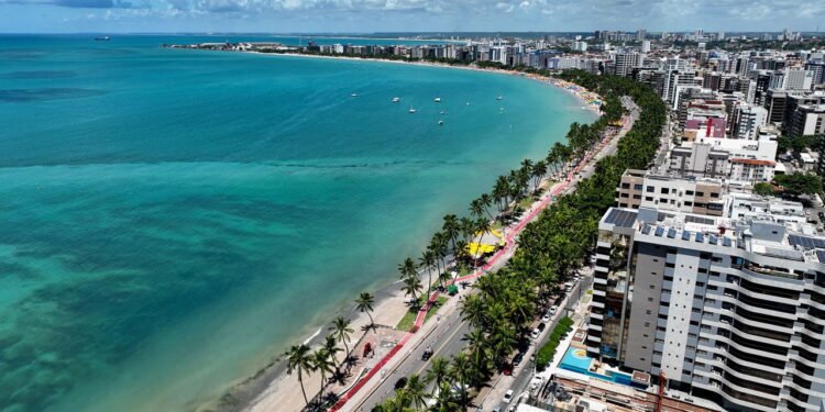 Conheça a cidade nordestina que se tornou referência de turismo