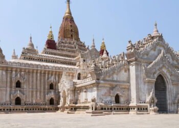 Essa cidade foi construída para ser perfeita, mas ninguém quis morar